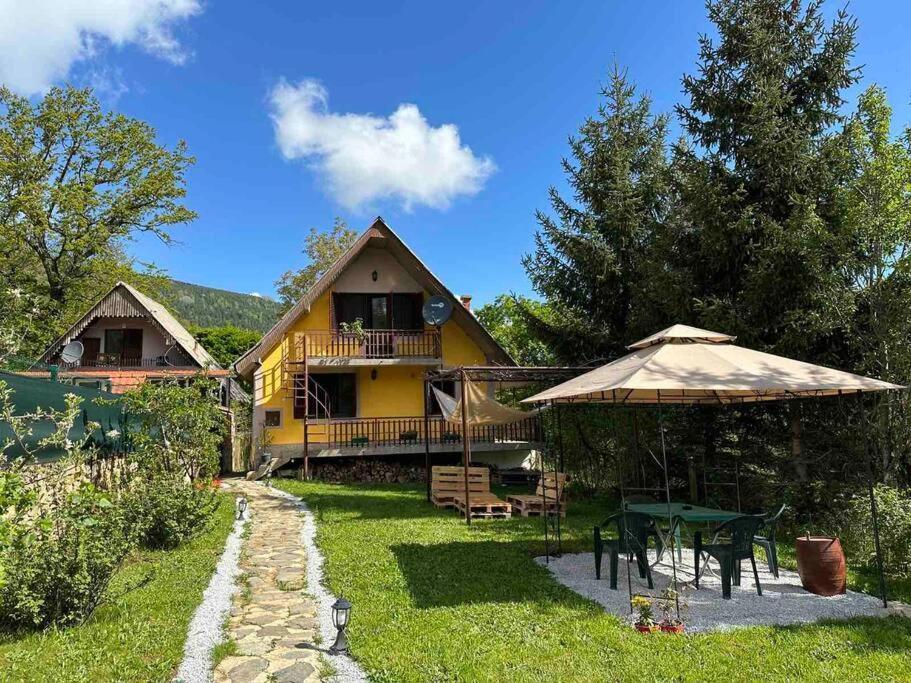 Cosy Mountain Villa In Nizepole Bitola Esterno foto