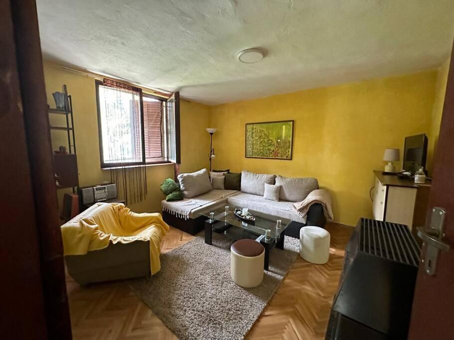 Cosy Mountain Villa In Nizepole Bitola Esterno foto